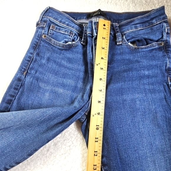 Banana Republic Skinny Fit Dark Wash Distressed Size 27/4 - Picture 6 of 10